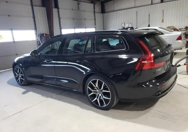 Volvo V60 cena 67000 przebieg: 13050, rok produkcji 2023 z Okonek małe 46